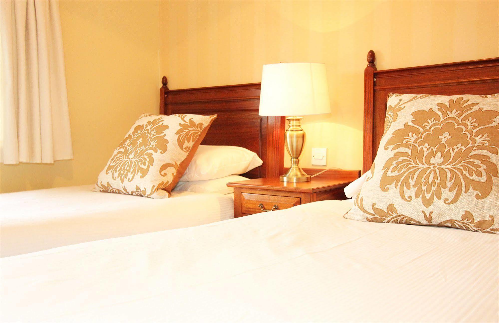 דבלין Latchfords Self Catering Apartments מראה חיצוני תמונה