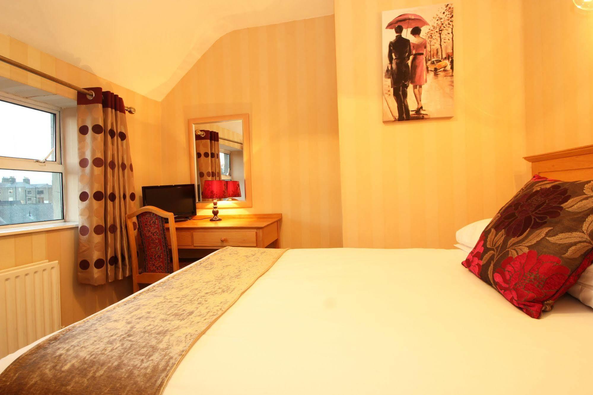 דבלין Latchfords Self Catering Apartments מראה חיצוני תמונה